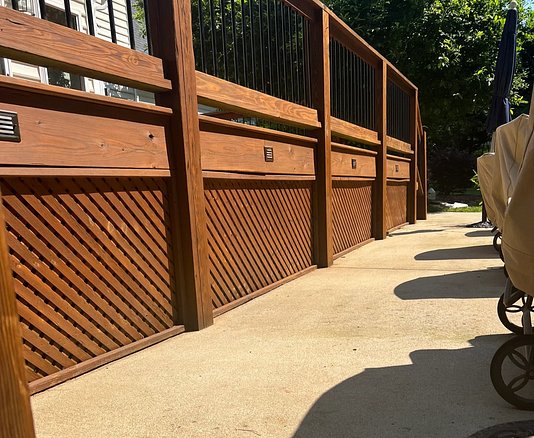 Lattice & Exterior of Deck